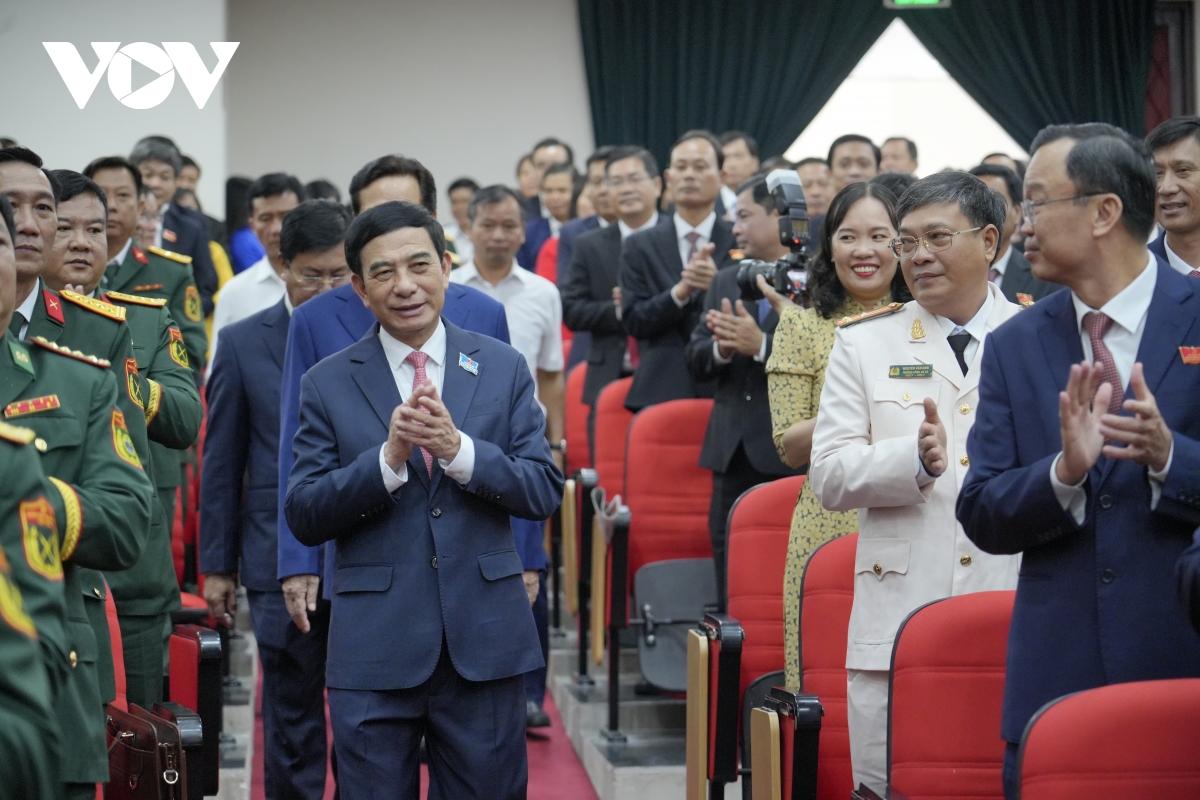 Đại tướng Phan Văn Giang dự và chỉ đạo Đại hội Đảng bộ tỉnh An Giang